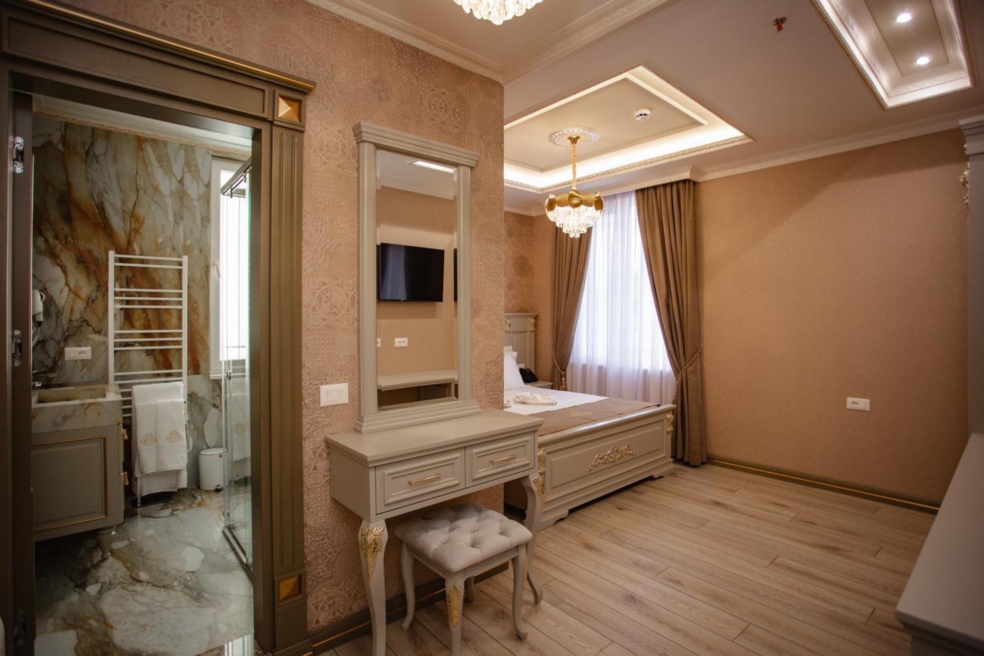 Ervini Boutique Hotel Shkodra Exterior foto